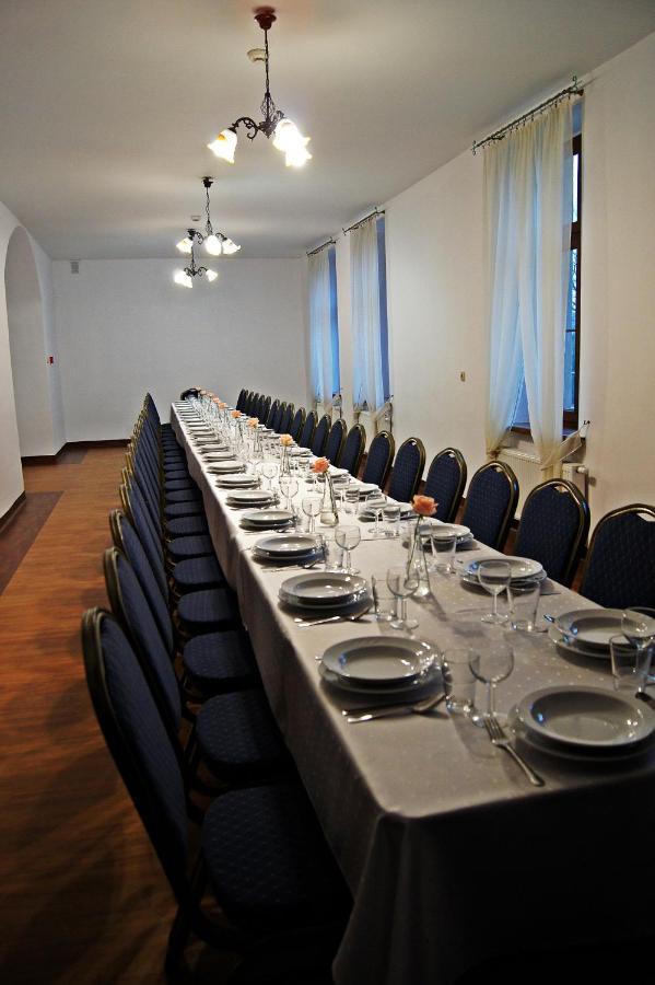 Palac Victoria Mgowo Ngoại thất bức ảnh